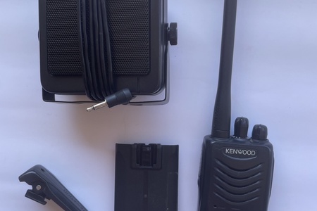 Kenwood TK2000 VHF Handheld Radio