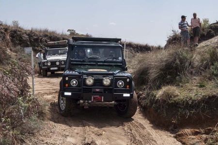 Di's Defender 90 make short work of the trial